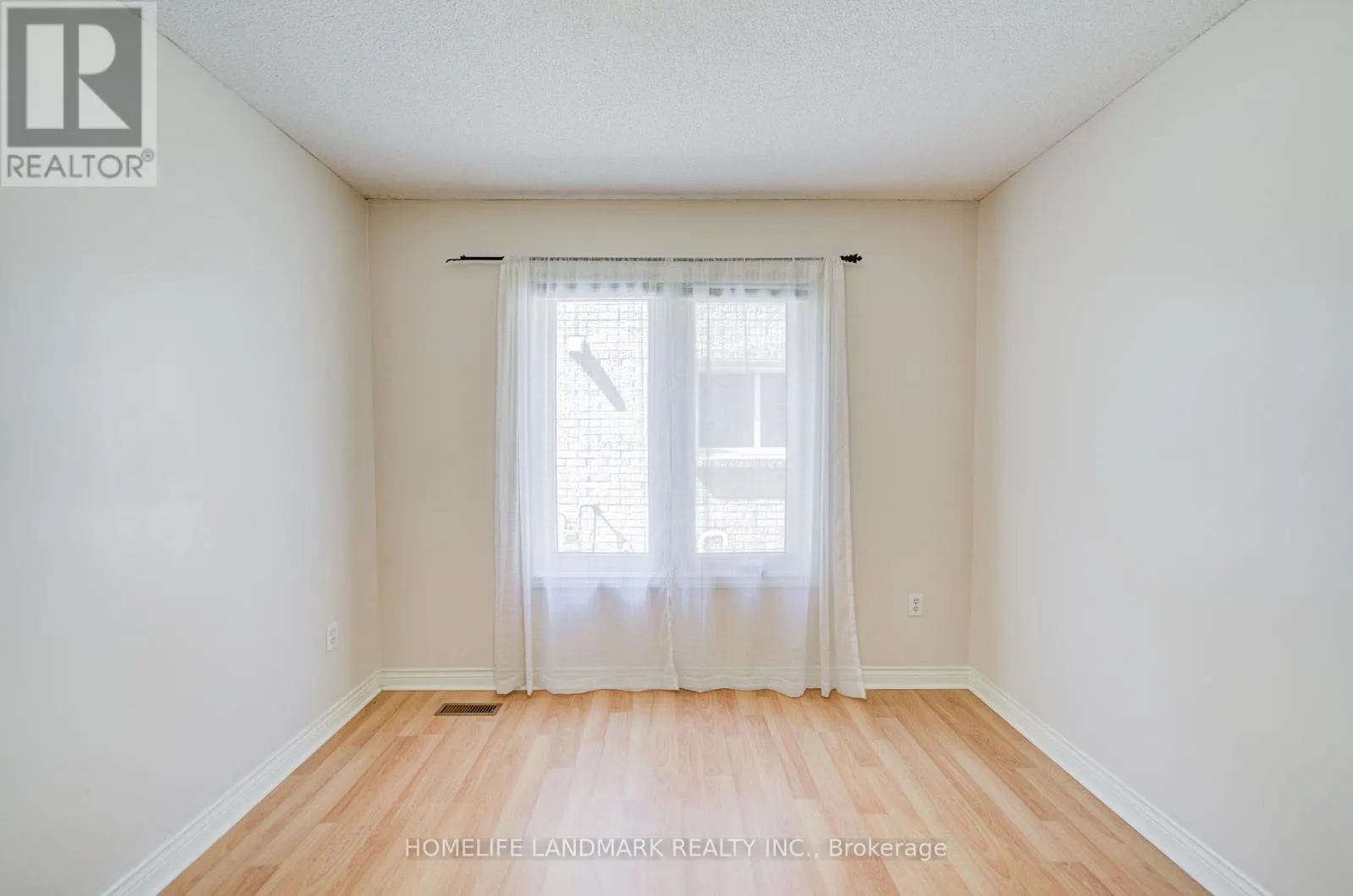 1194 FAIRMEADOW TRAIL