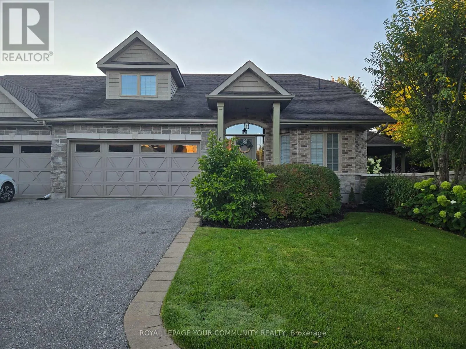 6 - 10 REDDINGTON DRIVE