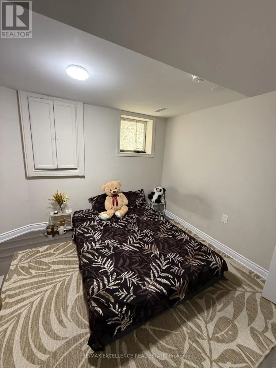 37 ROCKY MOUNTAIN CRESCENT