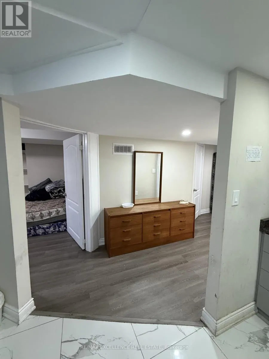 37 ROCKY MOUNTAIN CRESCENT