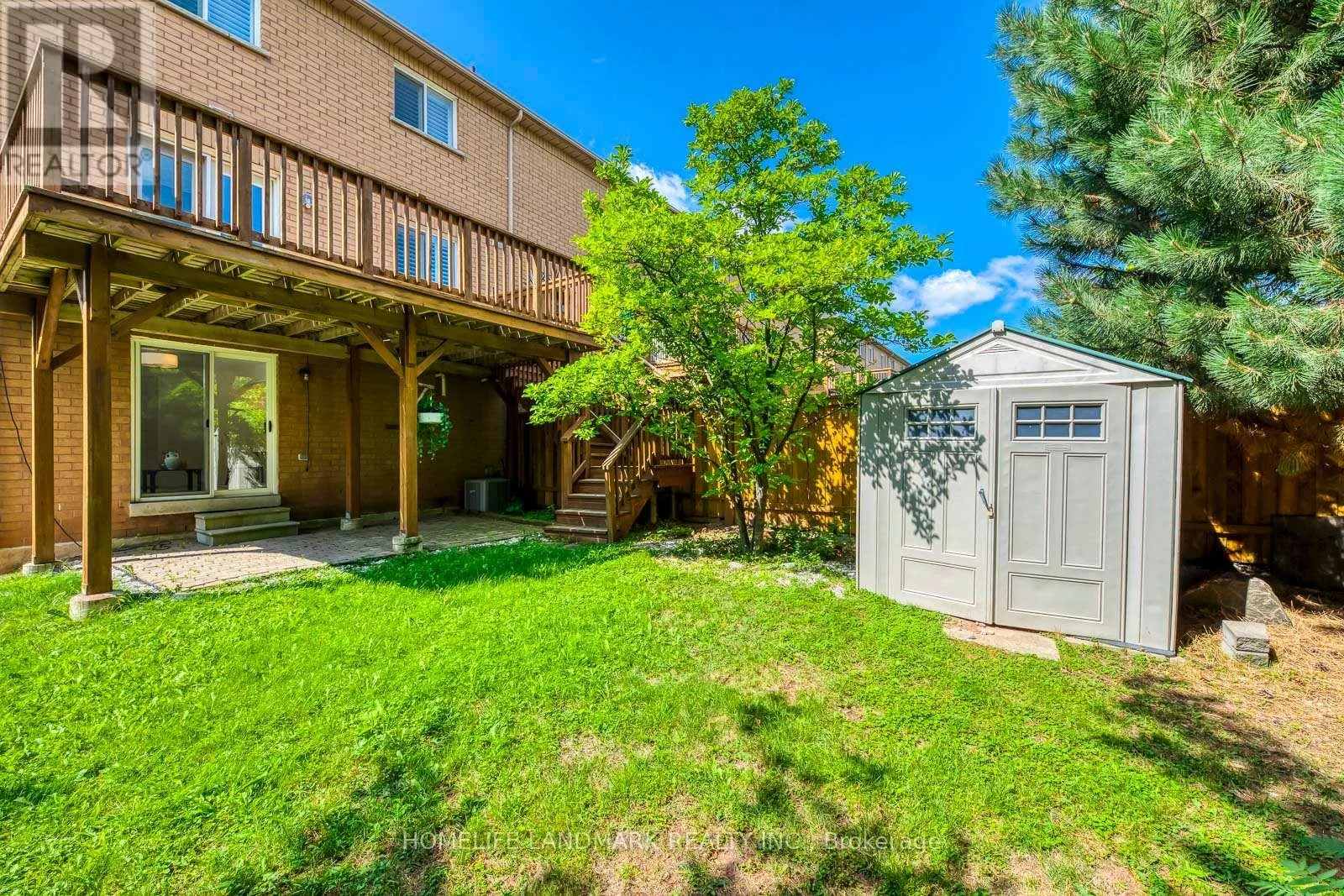 2503 GILL CRESCENT