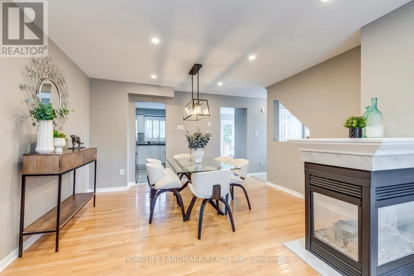 2503 GILL CRESCENT