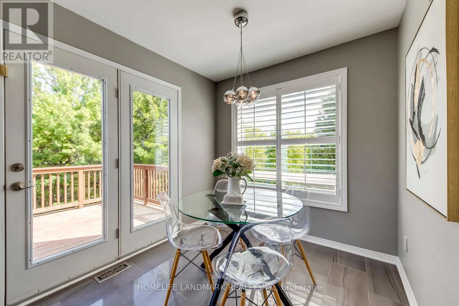 2503 GILL CRESCENT