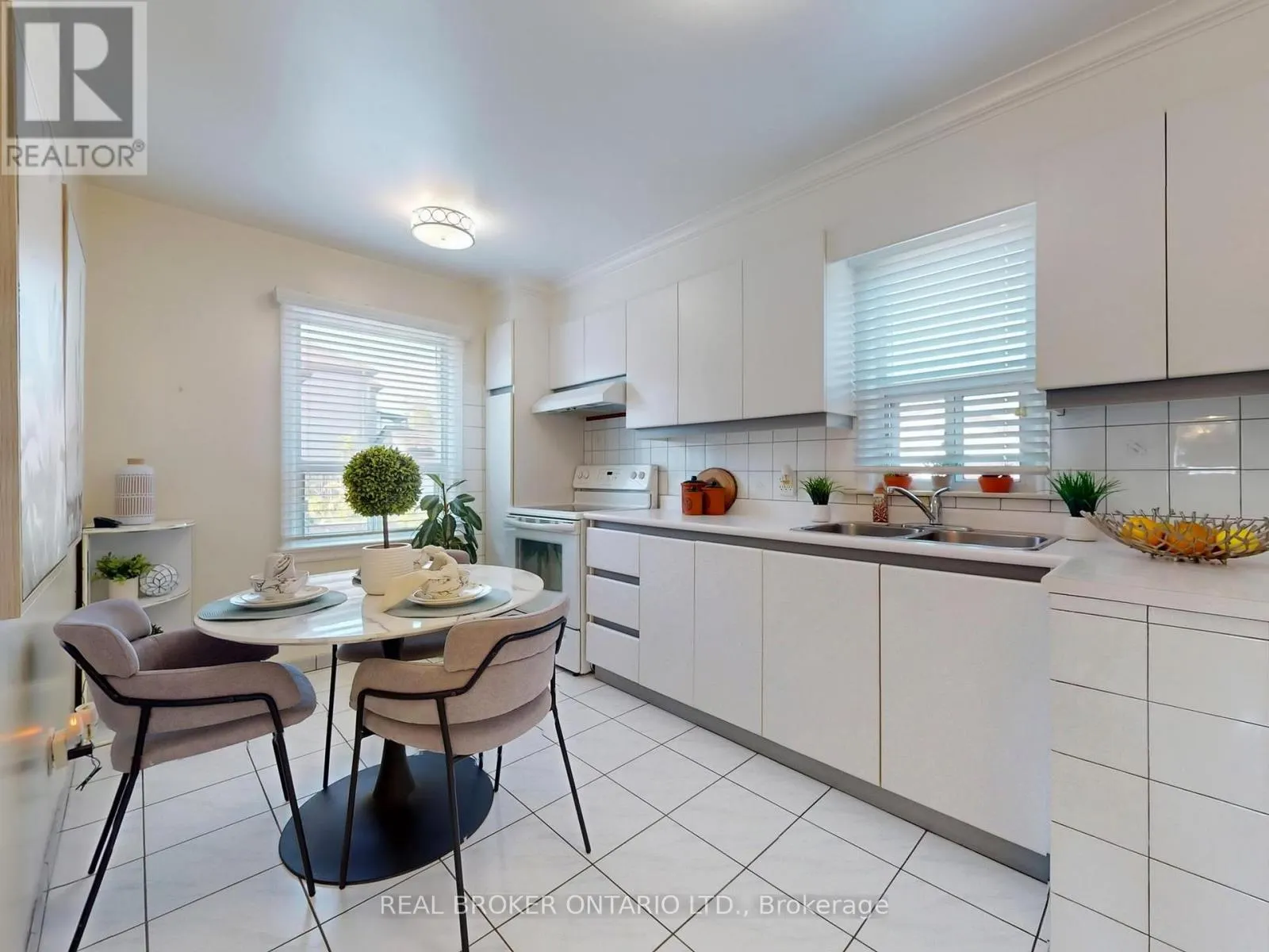 3 FAIRWEATHER ROAD