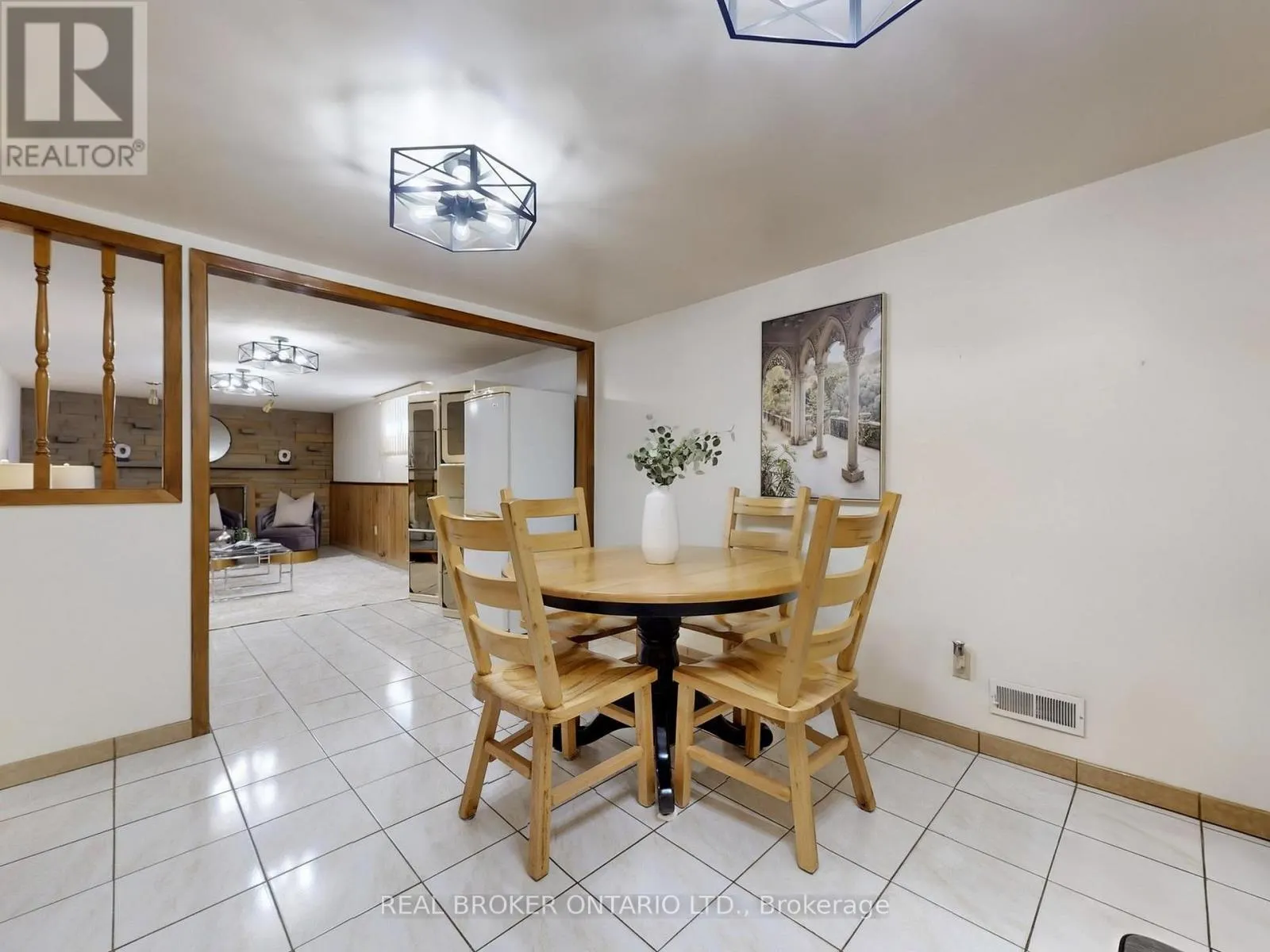 3 FAIRWEATHER ROAD
