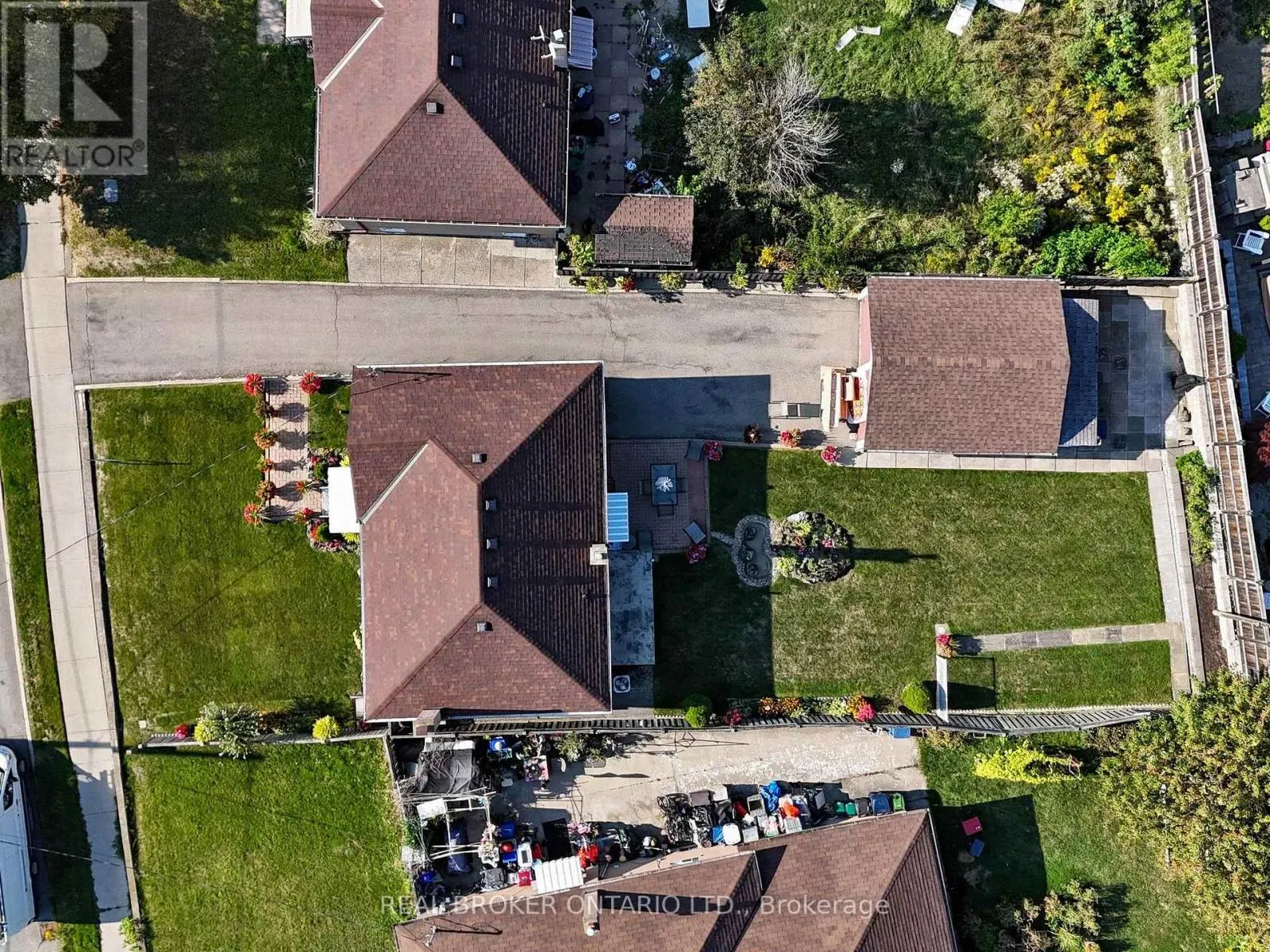 3 FAIRWEATHER ROAD