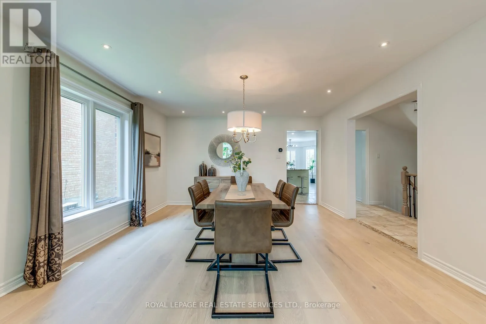 1387 BAYSHIRE DRIVE
