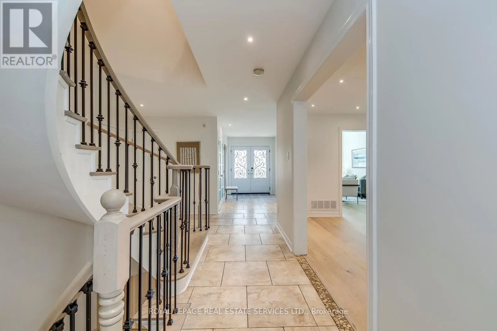 1387 BAYSHIRE DRIVE