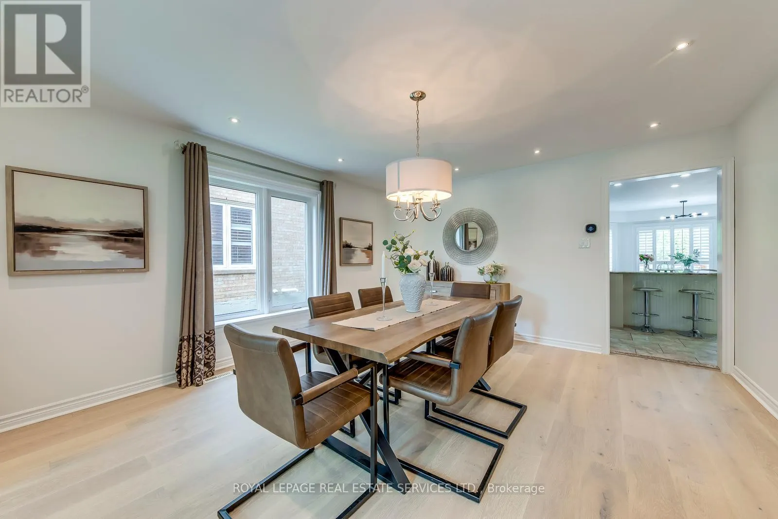 1387 BAYSHIRE DRIVE