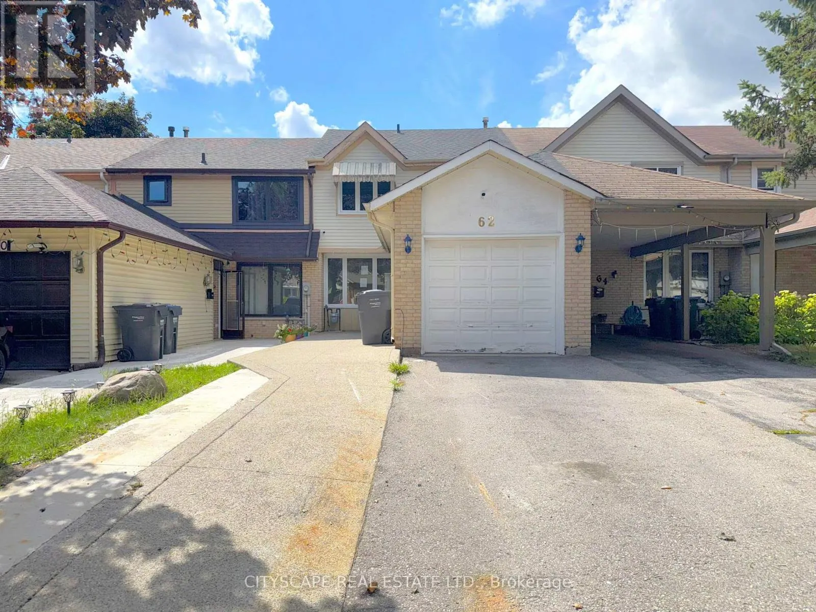 62 BARRINGTON CRESCENT