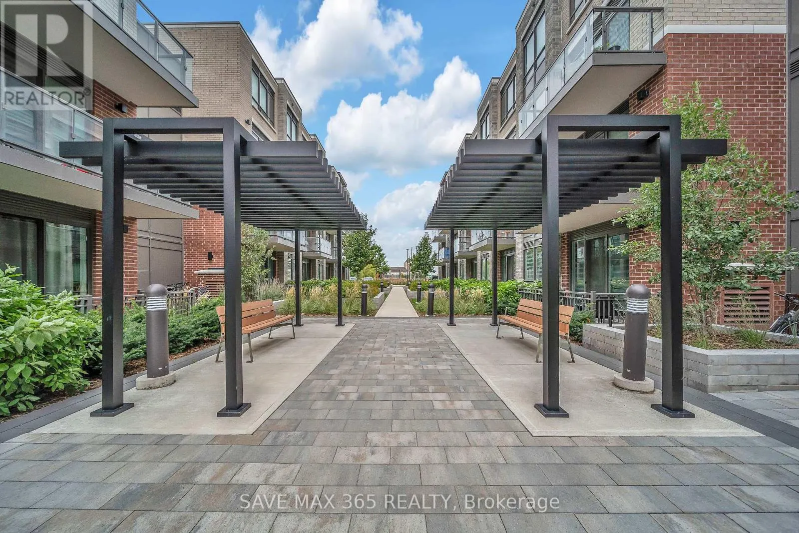 121 - 95 ATTMAR DRIVE