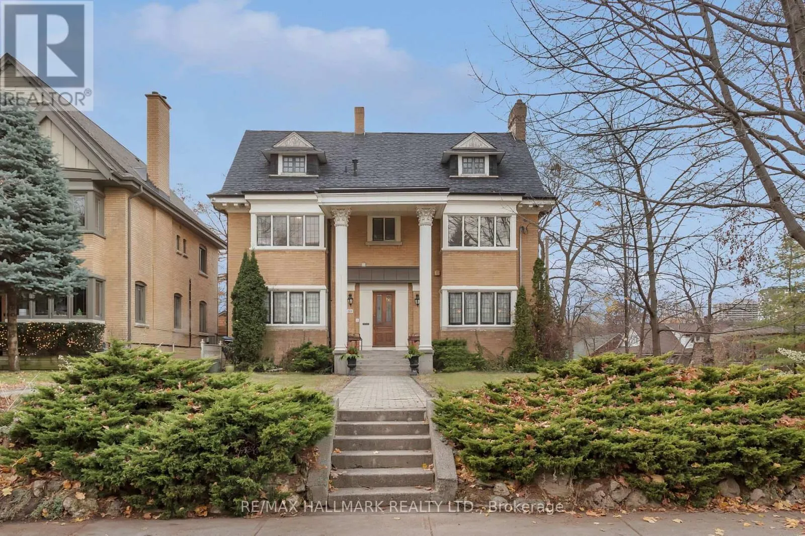 60 INDIAN GROVE
