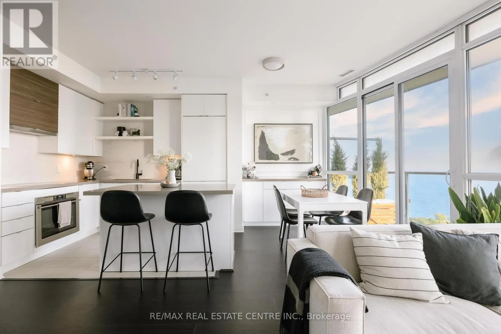 3005 - 59 ANNIE CRAIG DRIVE