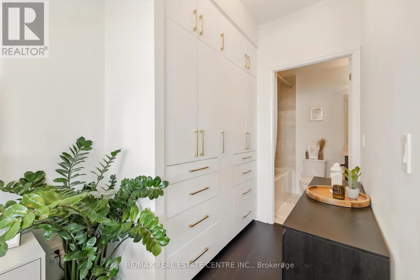3005 - 59 ANNIE CRAIG DRIVE