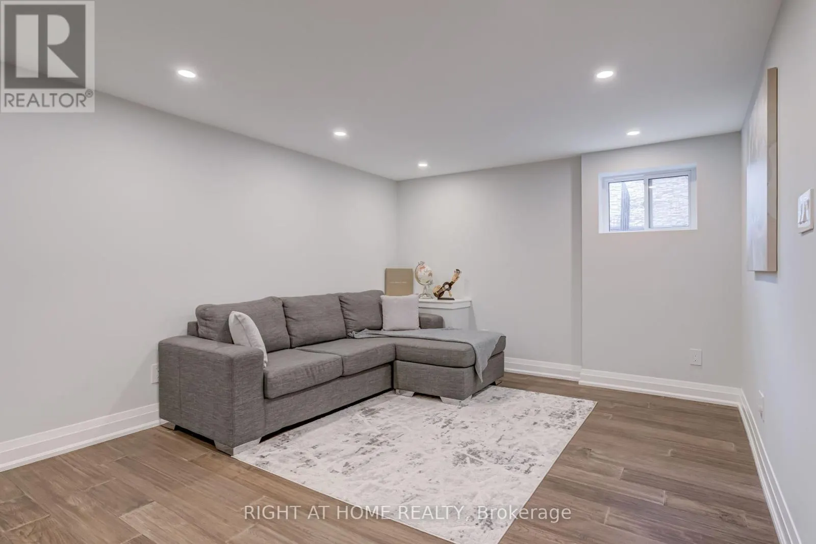 260 LOUIS DRIVE