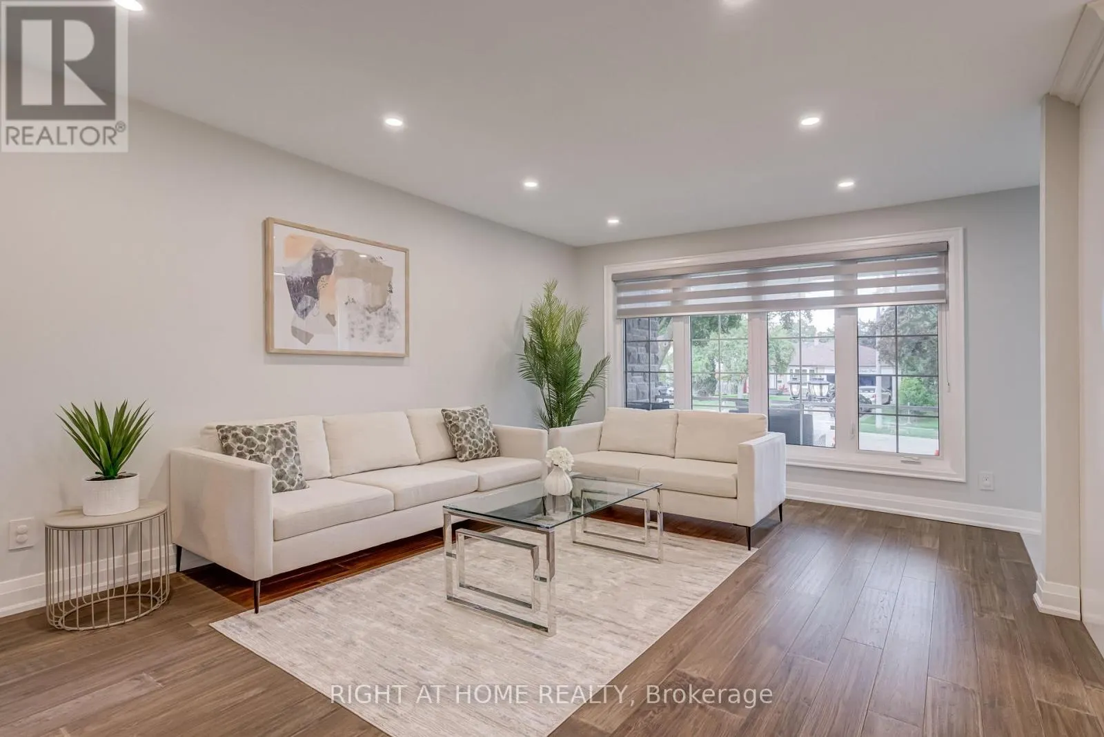 260 LOUIS DRIVE