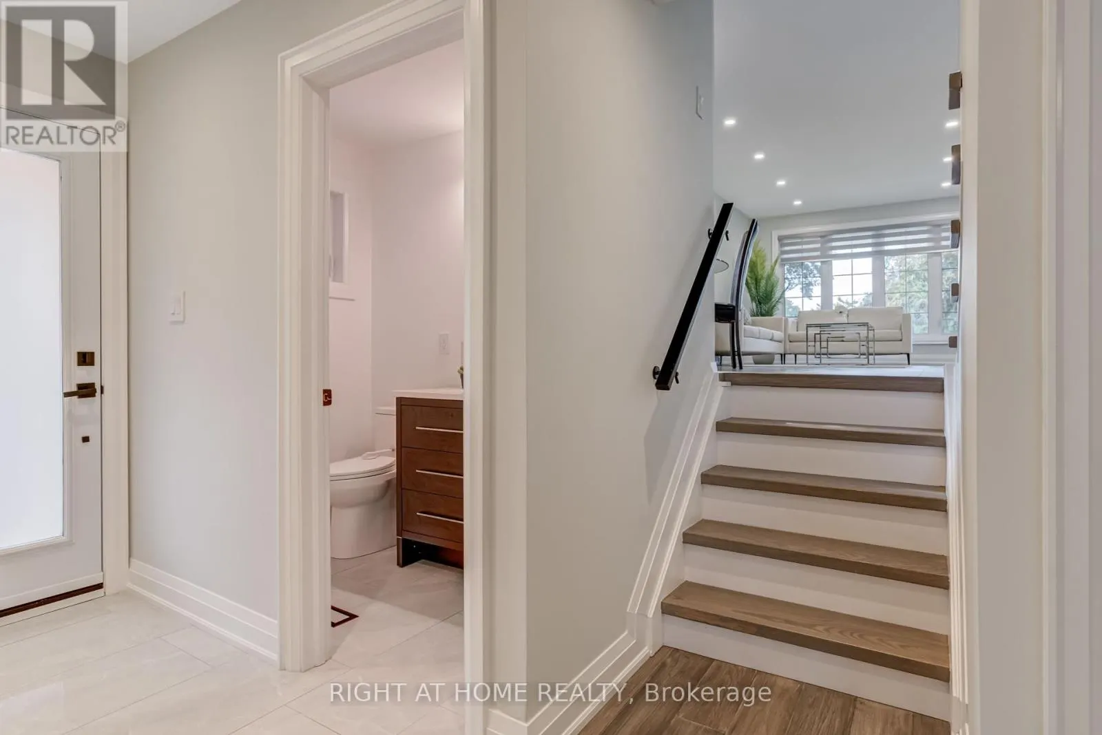 260 LOUIS DRIVE