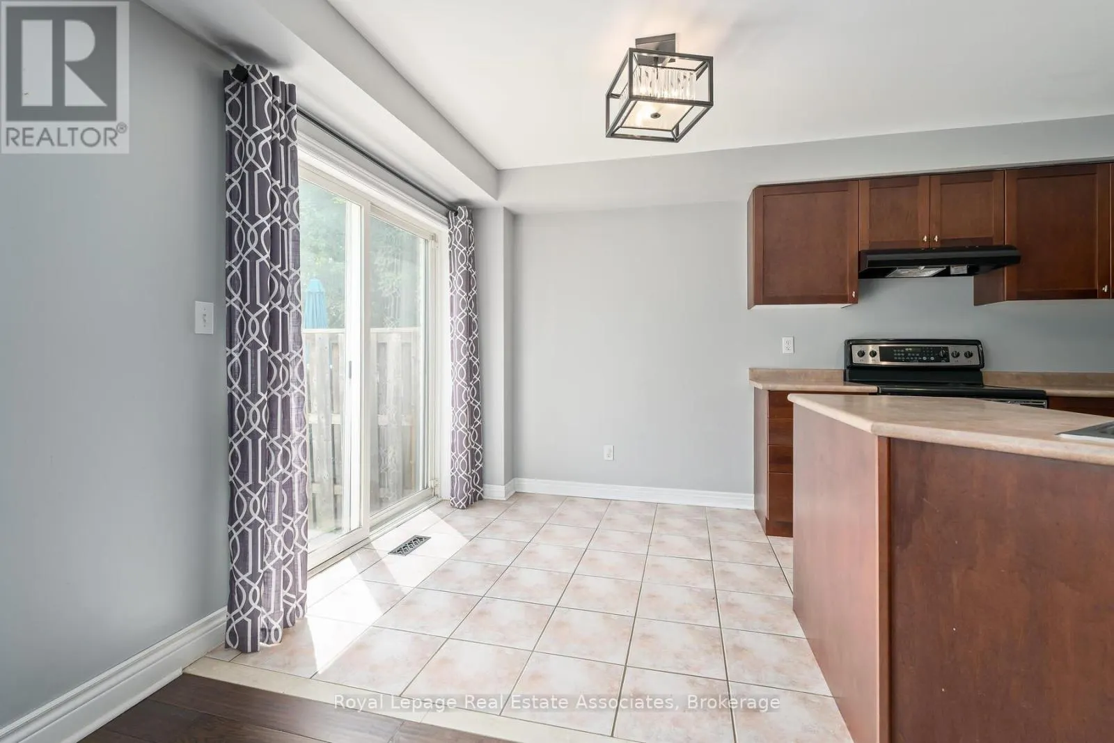 149 MOWAT CRESCENT