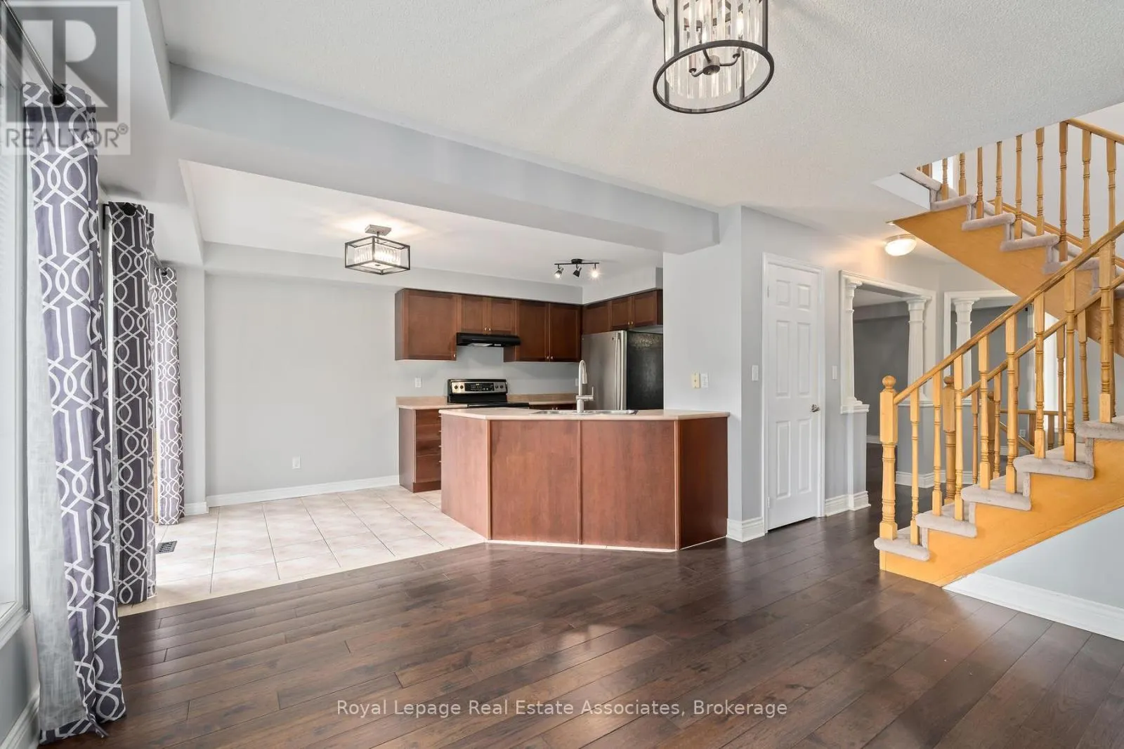 149 MOWAT CRESCENT