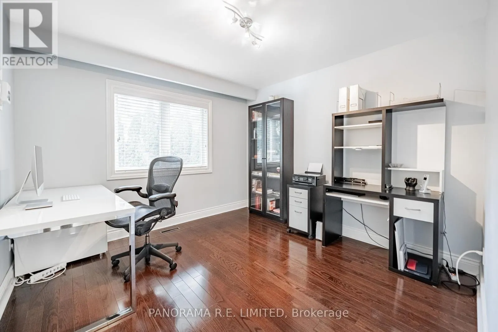 3264 LONEFEATHER CRESCENT