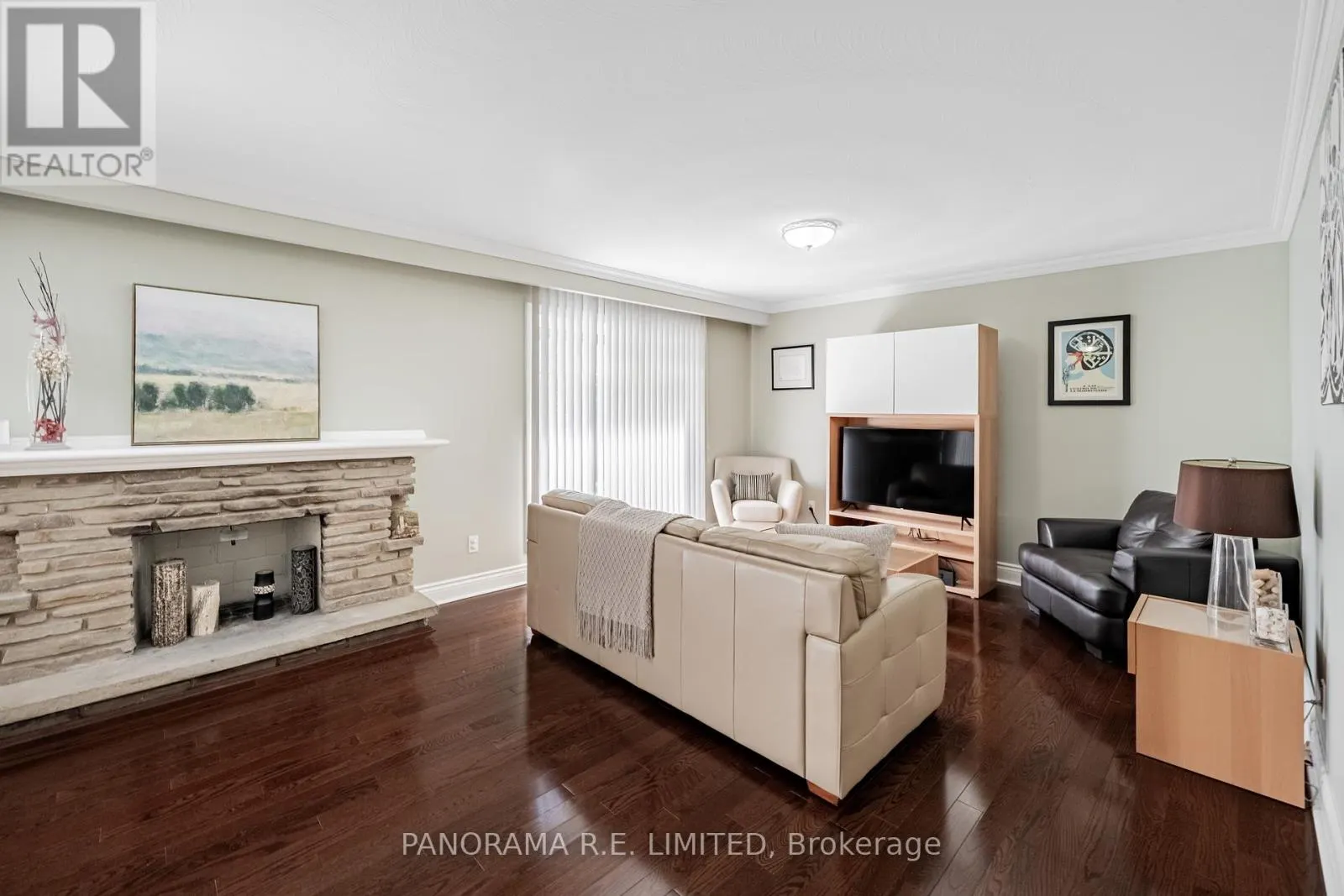 3264 LONEFEATHER CRESCENT