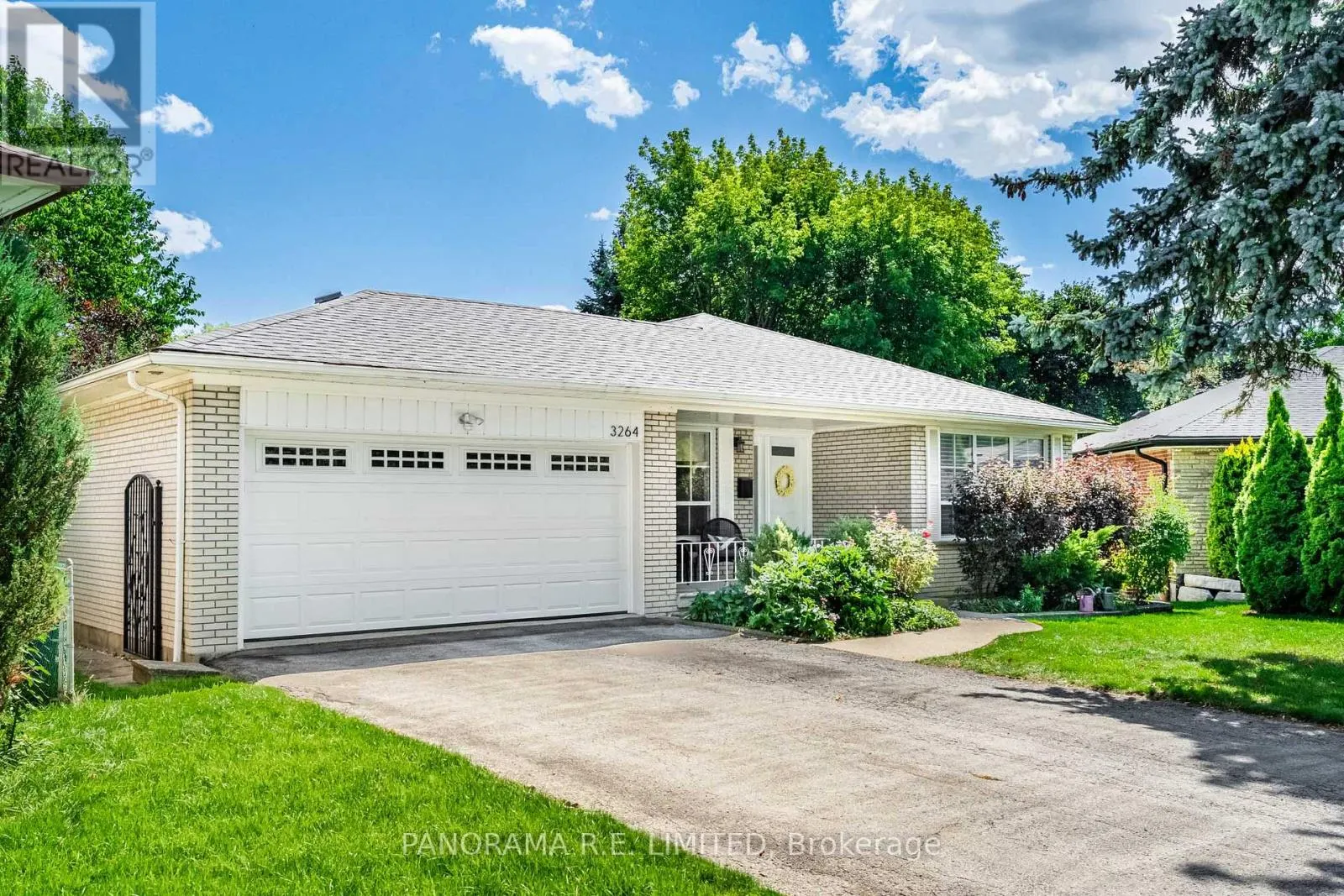 3264 LONEFEATHER CRESCENT