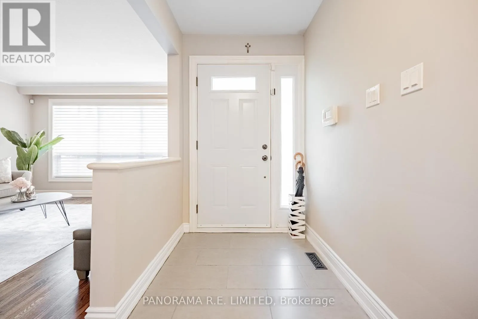 3264 LONEFEATHER CRESCENT