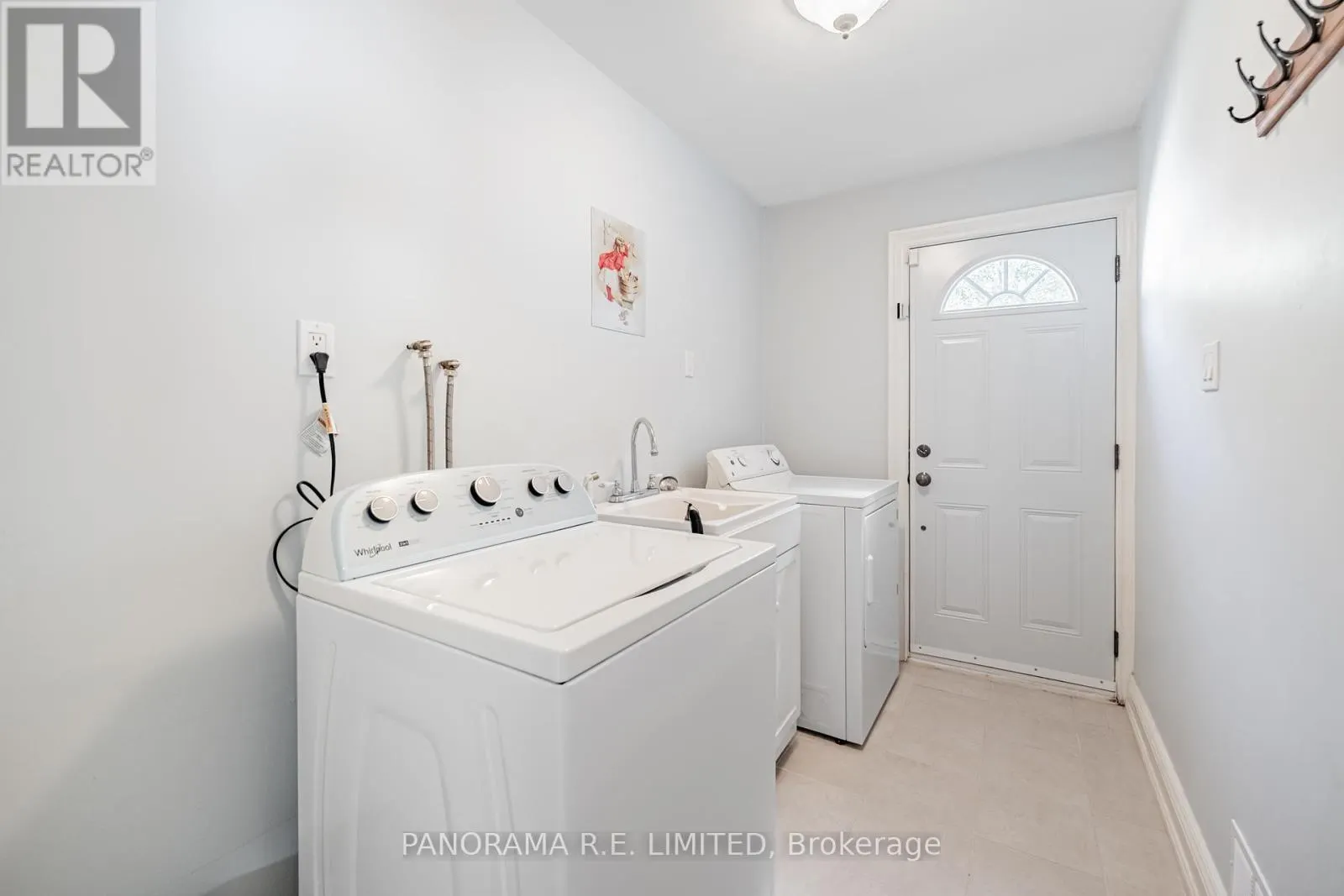 3264 LONEFEATHER CRESCENT