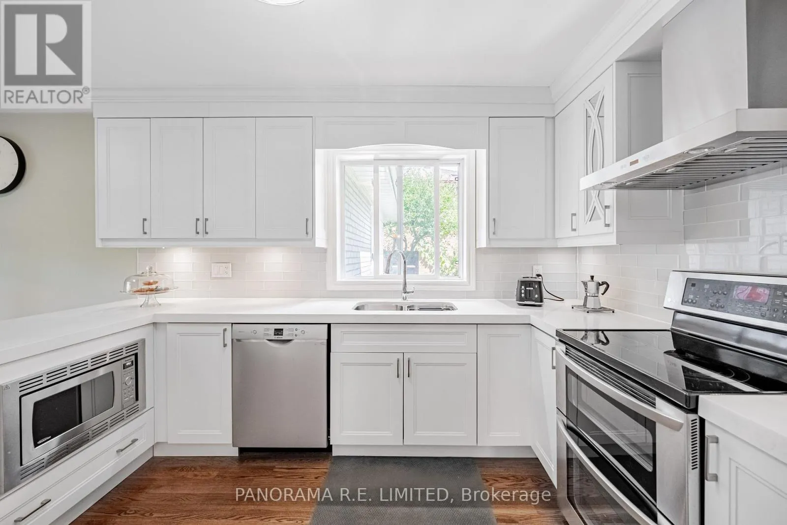 3264 LONEFEATHER CRESCENT