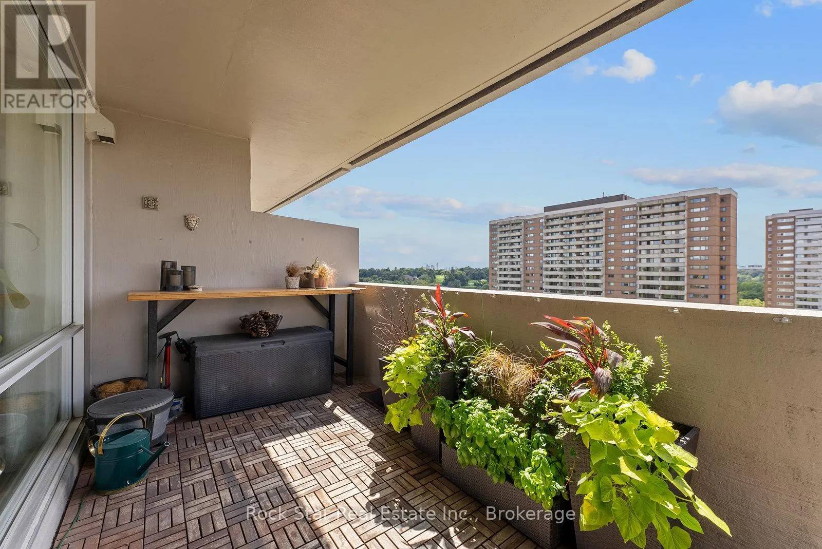 1305 - 270 SCARLETT ROAD, #1305