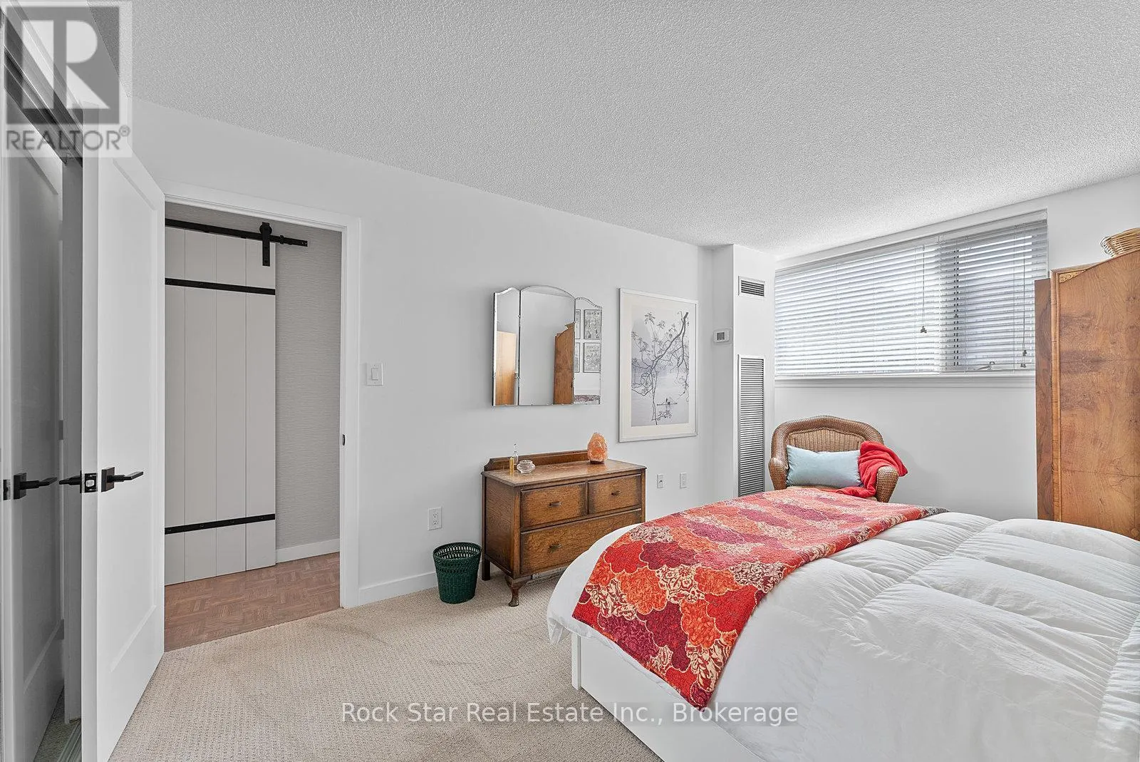 1305 - 270 SCARLETT ROAD, #1305
