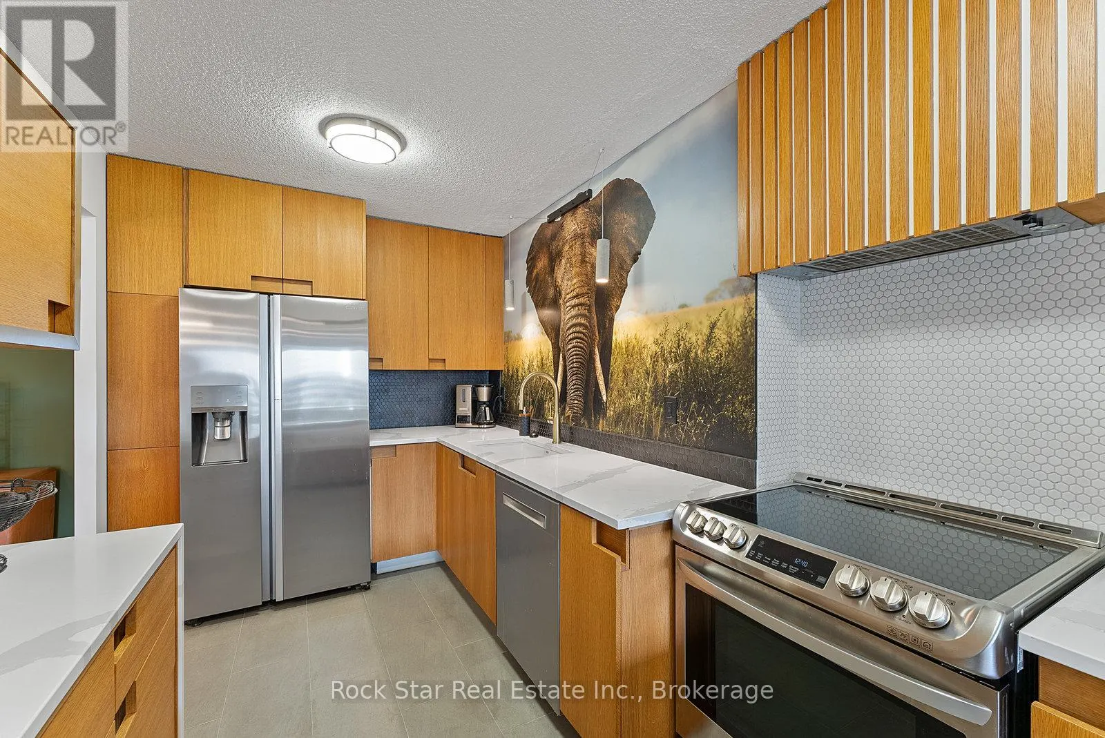 1305 - 270 SCARLETT ROAD, #1305