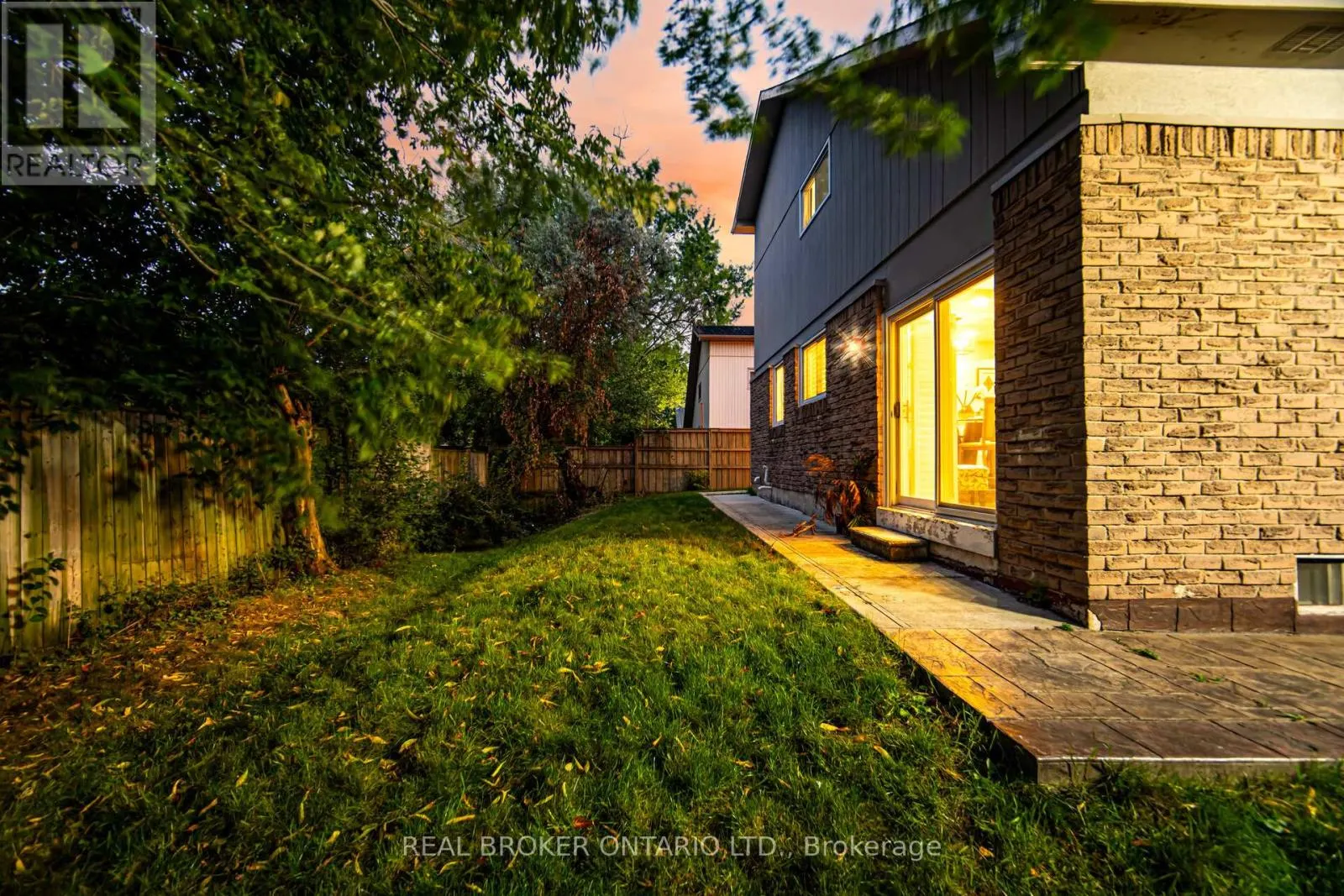 11 PIERPONT PLACE