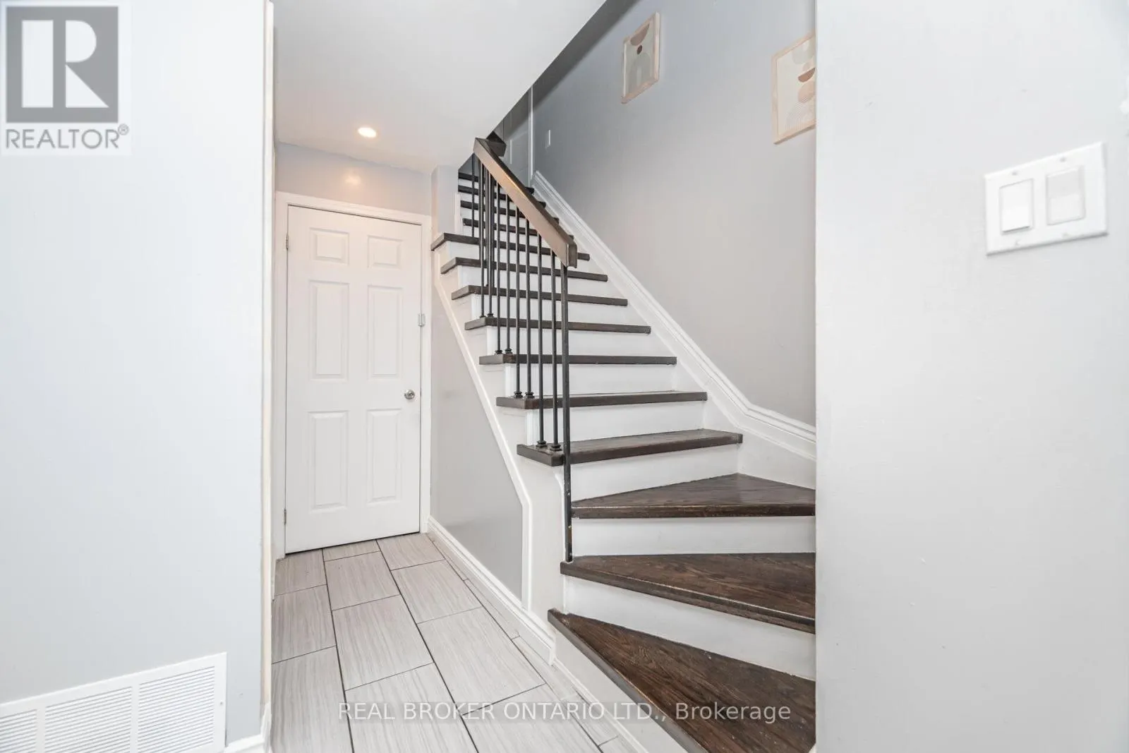 11 PIERPONT PLACE