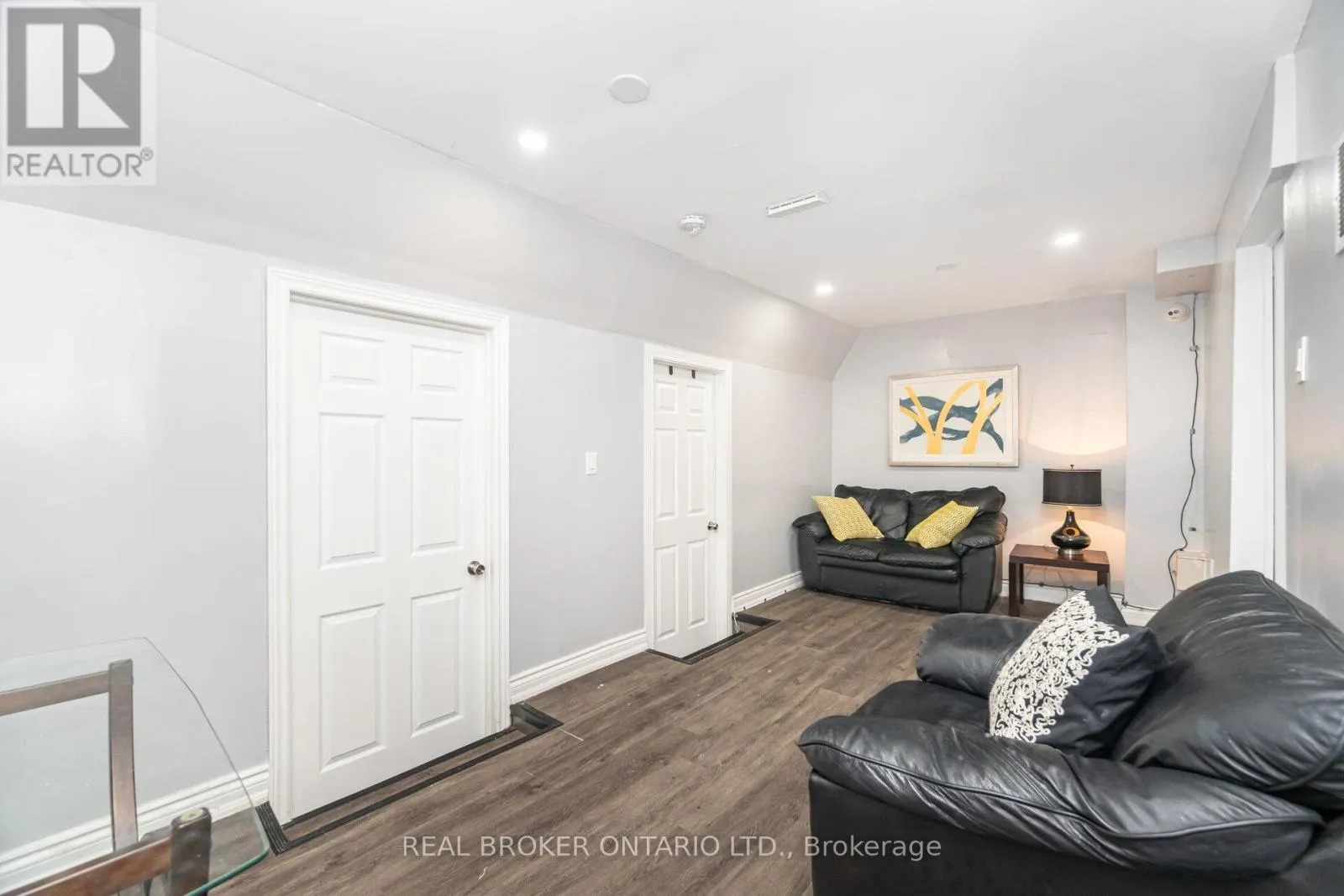 11 PIERPONT PLACE