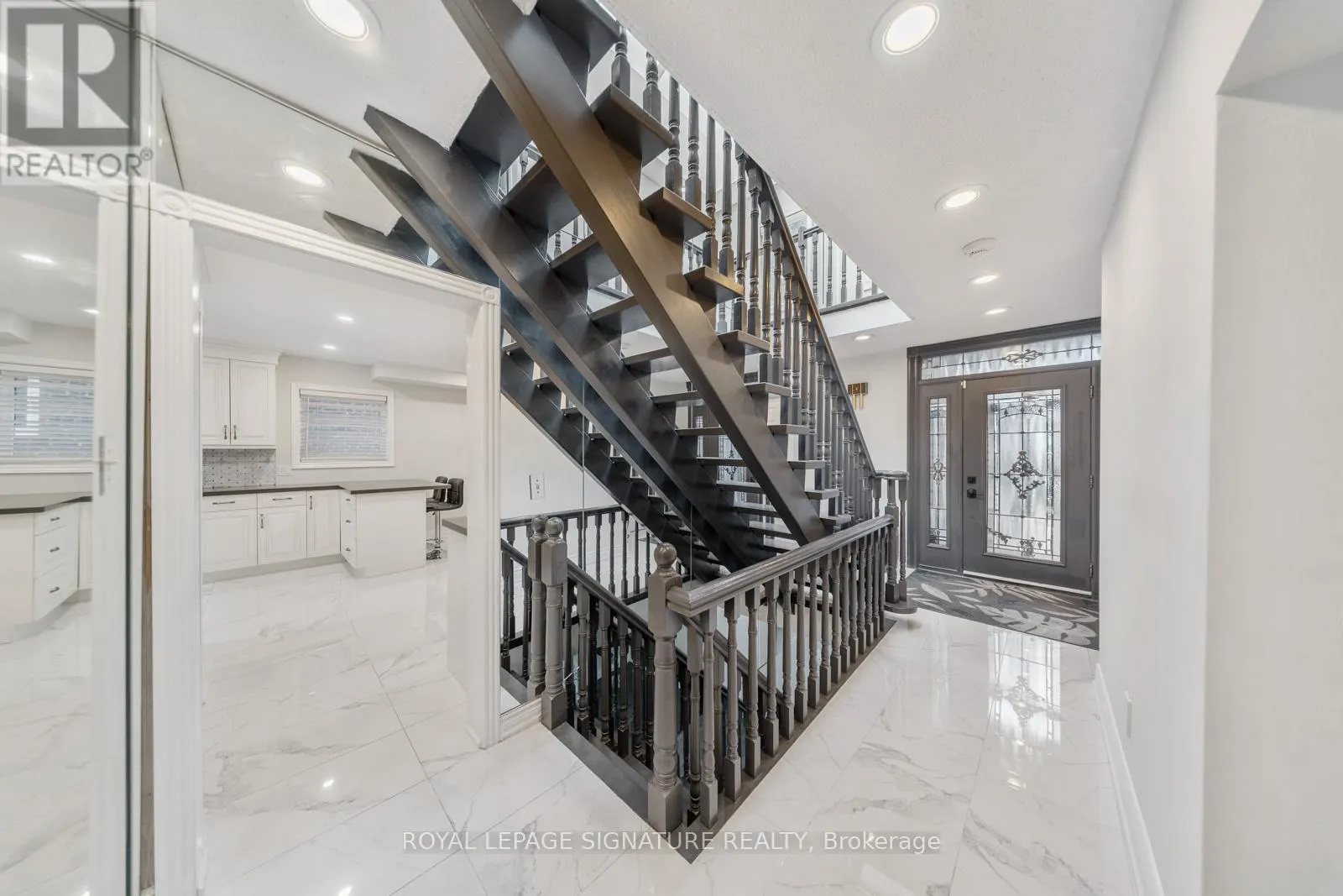 63 COLLINGDALE ROAD