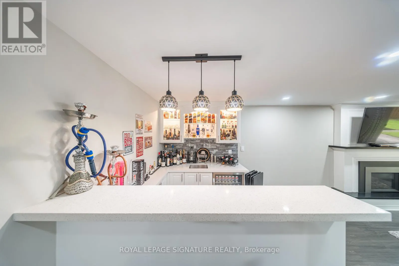 63 COLLINGDALE ROAD