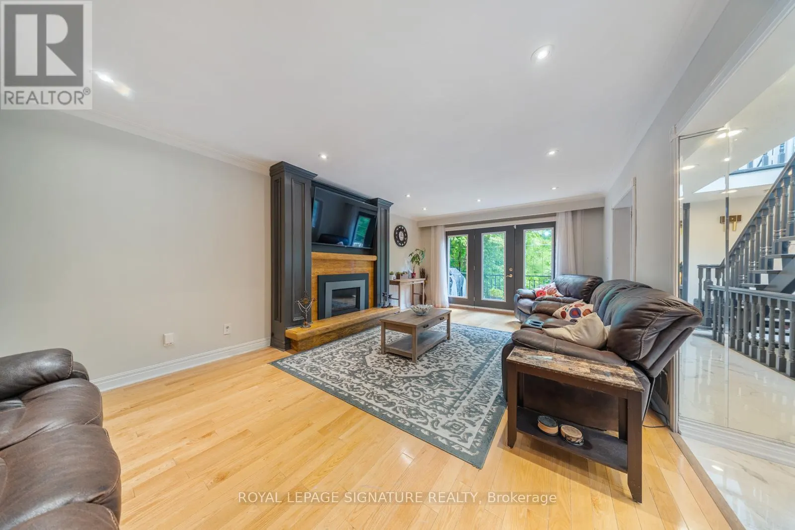 63 COLLINGDALE ROAD