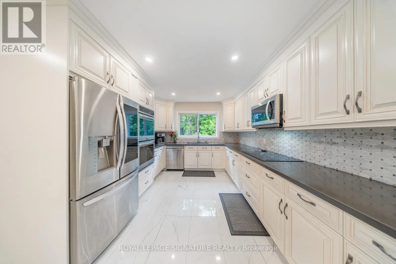 63 COLLINGDALE ROAD