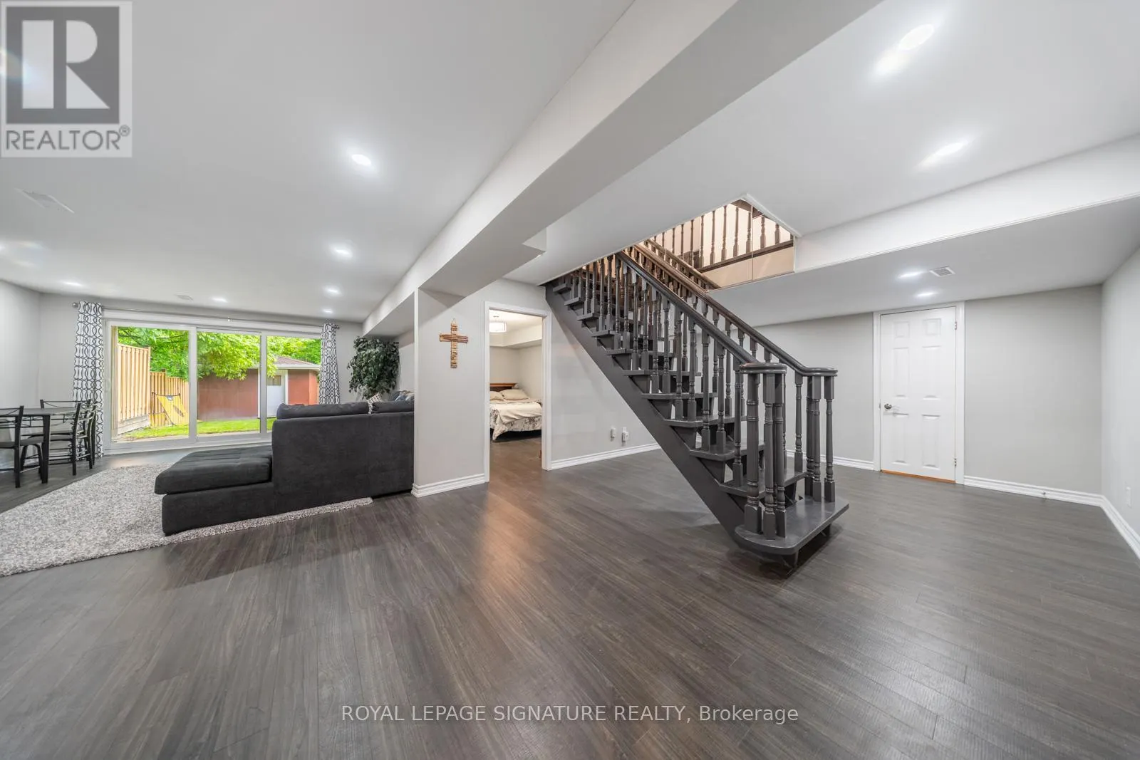63 COLLINGDALE ROAD