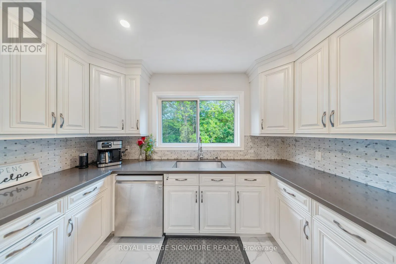 63 COLLINGDALE ROAD
