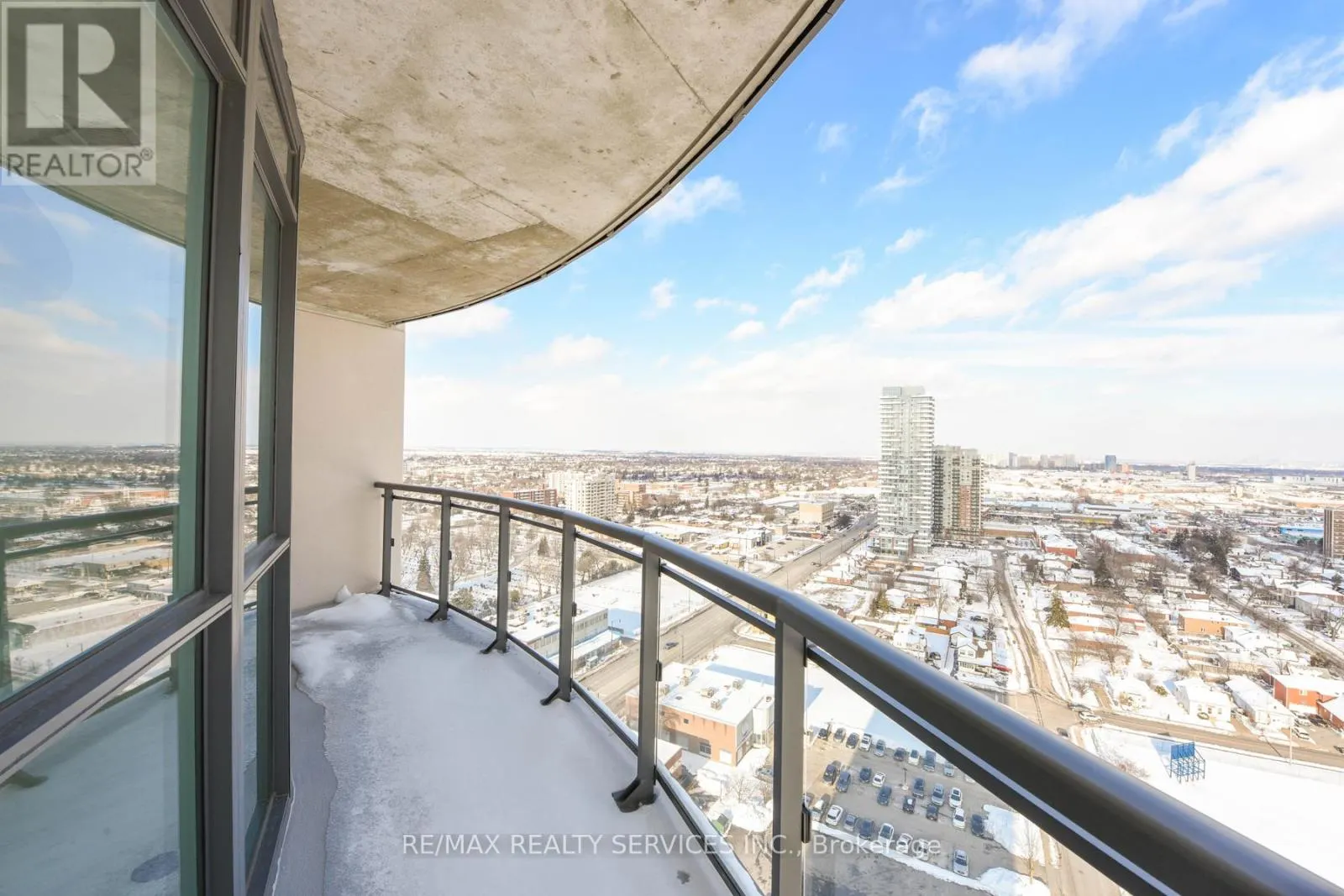 2103 - 15 LYNCH STREET