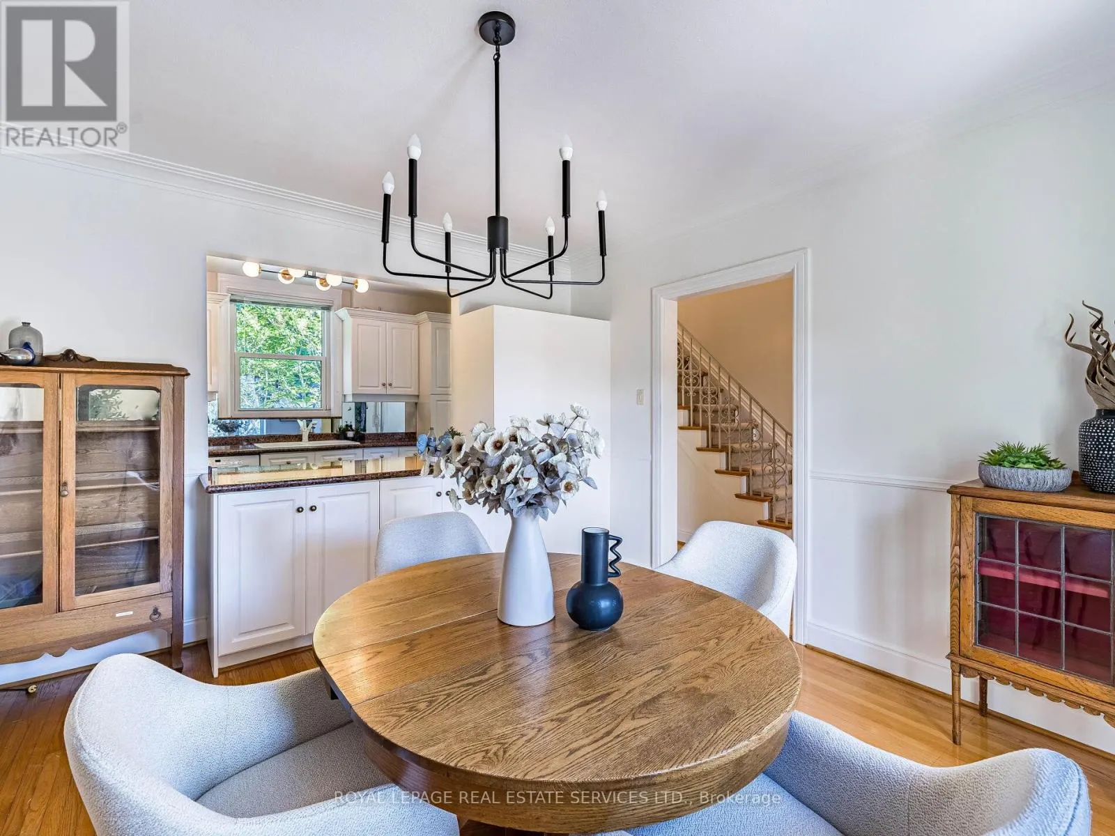 47 RIVERVIEW GARDENS