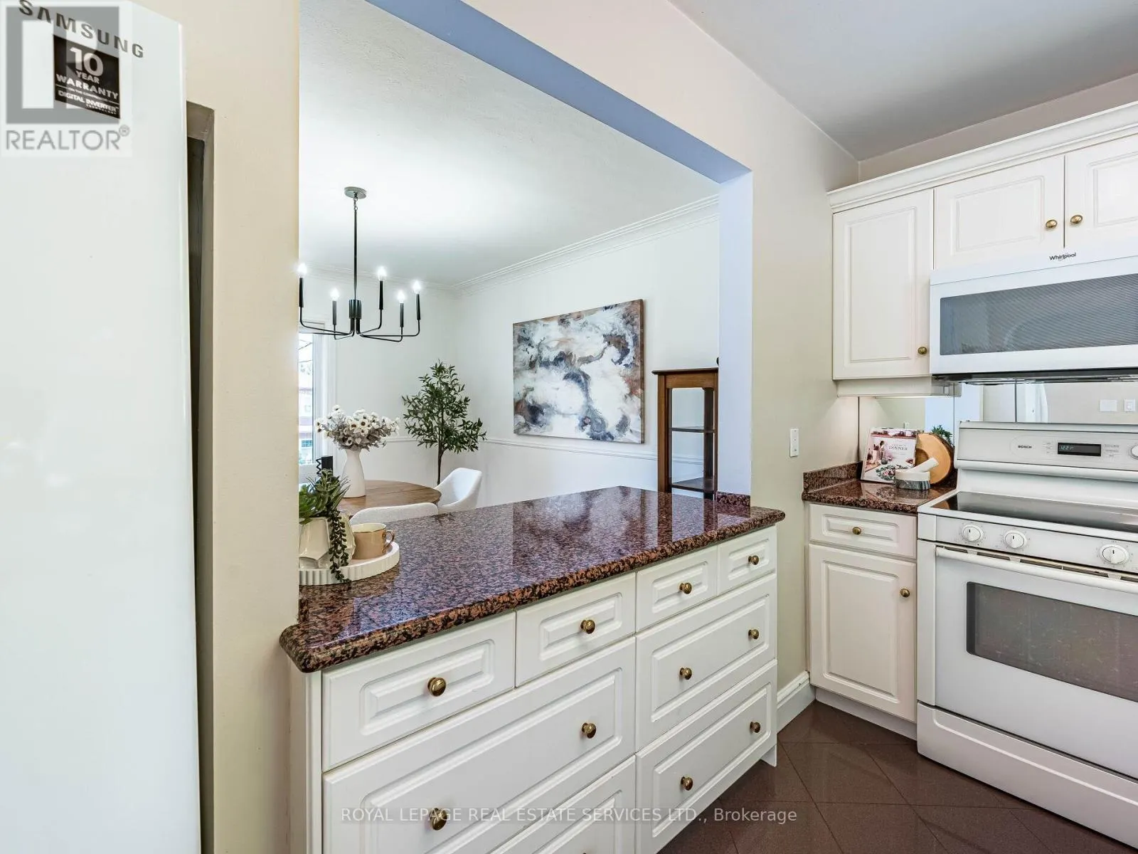 47 RIVERVIEW GARDENS
