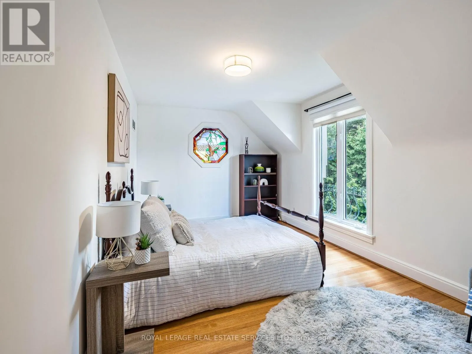 47 RIVERVIEW GARDENS