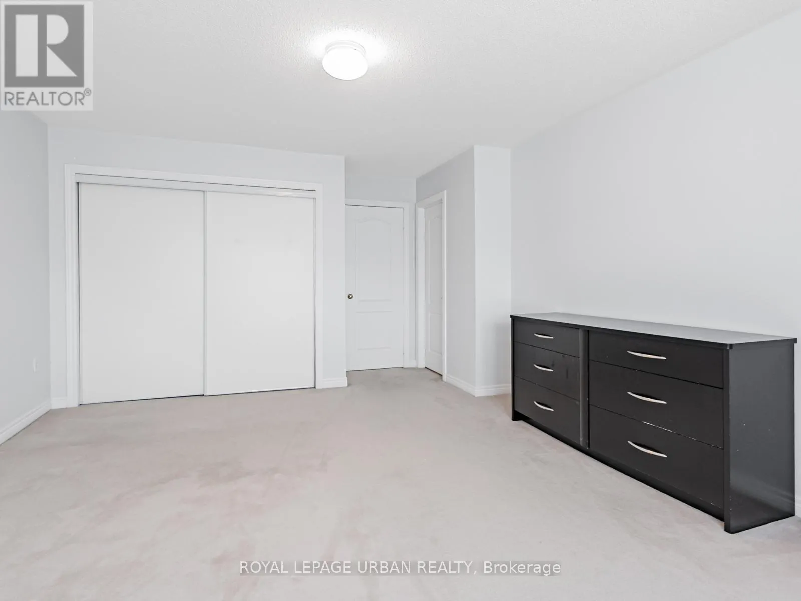 111 - 5662 GLEN ERIN DRIVE