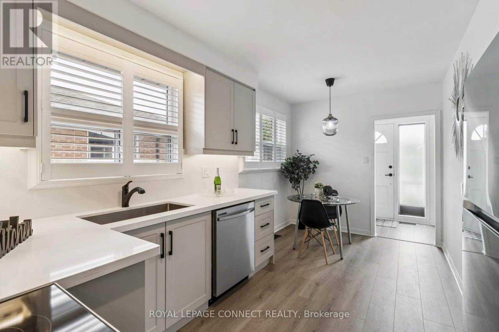 27 CHARRINGTON CRESCENT