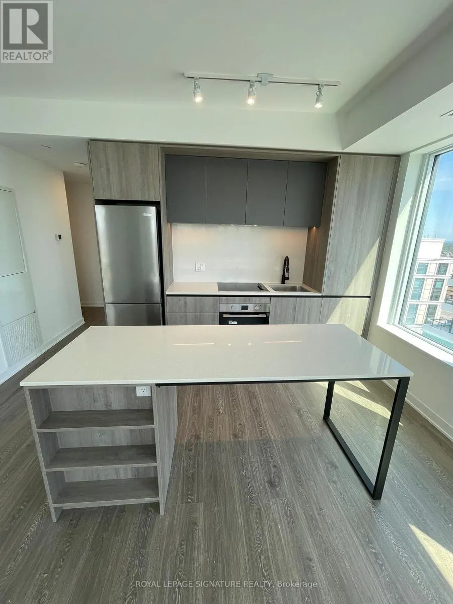 1304 - 2495 EGLINTON AVENUE