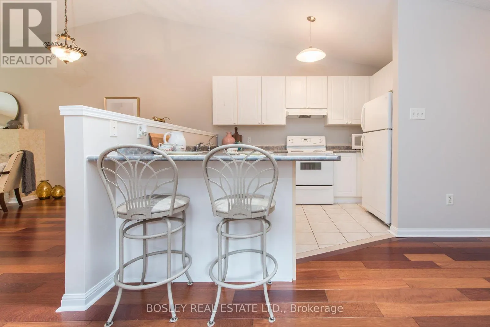 41 ATWOOD AVENUE
