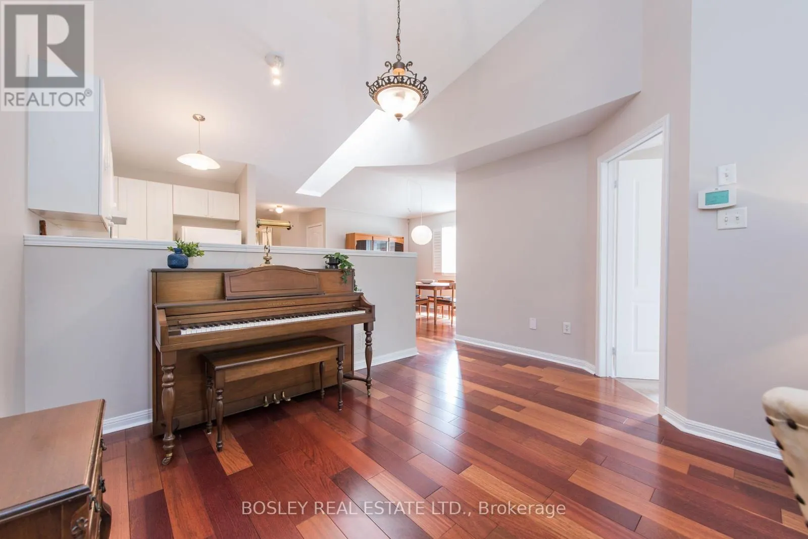 41 ATWOOD AVENUE